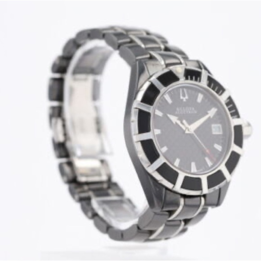 Bulova Acutron Watch - Picture 2 of 7